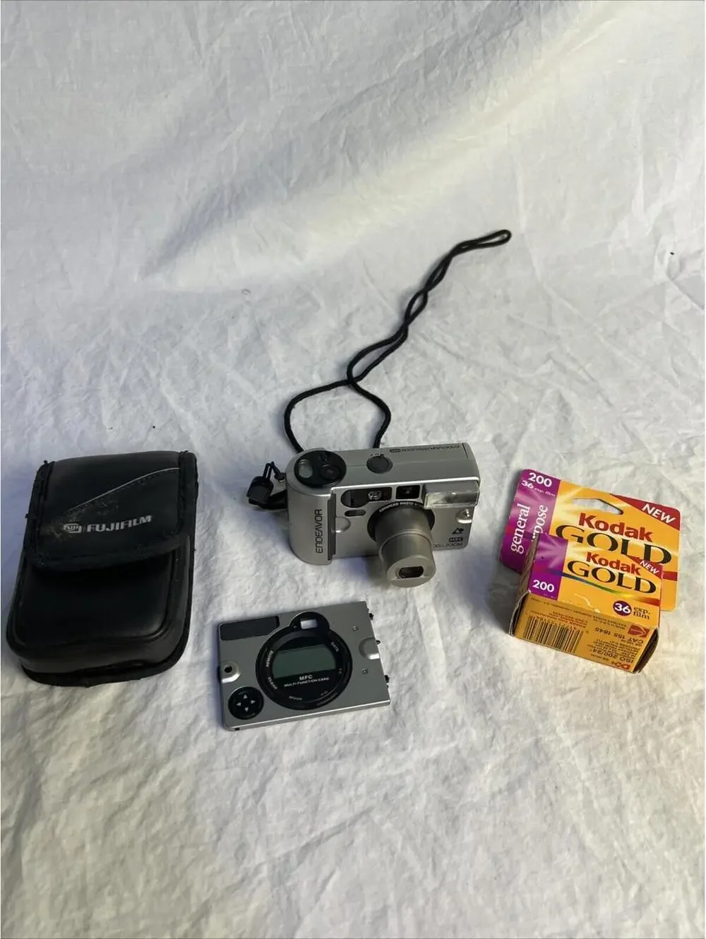 Fujifilm Endeavor 3500ix Camera W/ Multifunction Card, Case, Film. No Battery